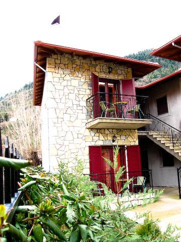 Alonaki Guesthouse Plátanos Exterior photo